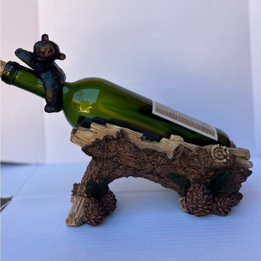 Pine Tree Trunk with Black Bear Wine Bottle Holder Resin Cabin Lodge Decor New